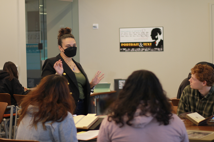 Dr. Michelle Gordon Teaching in Rose Library